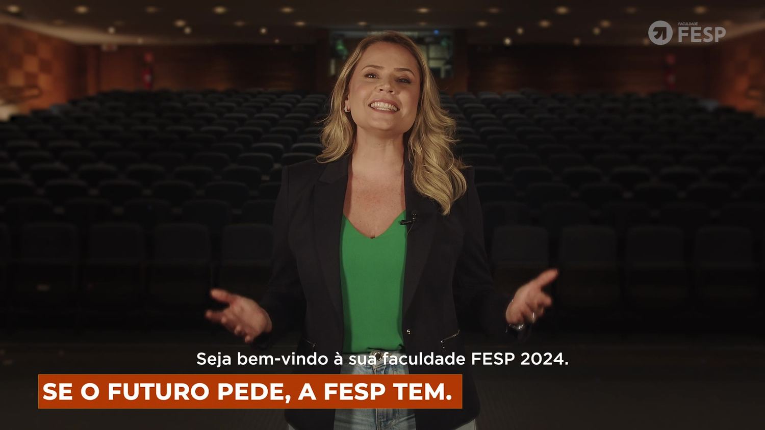 Abertura no auditório